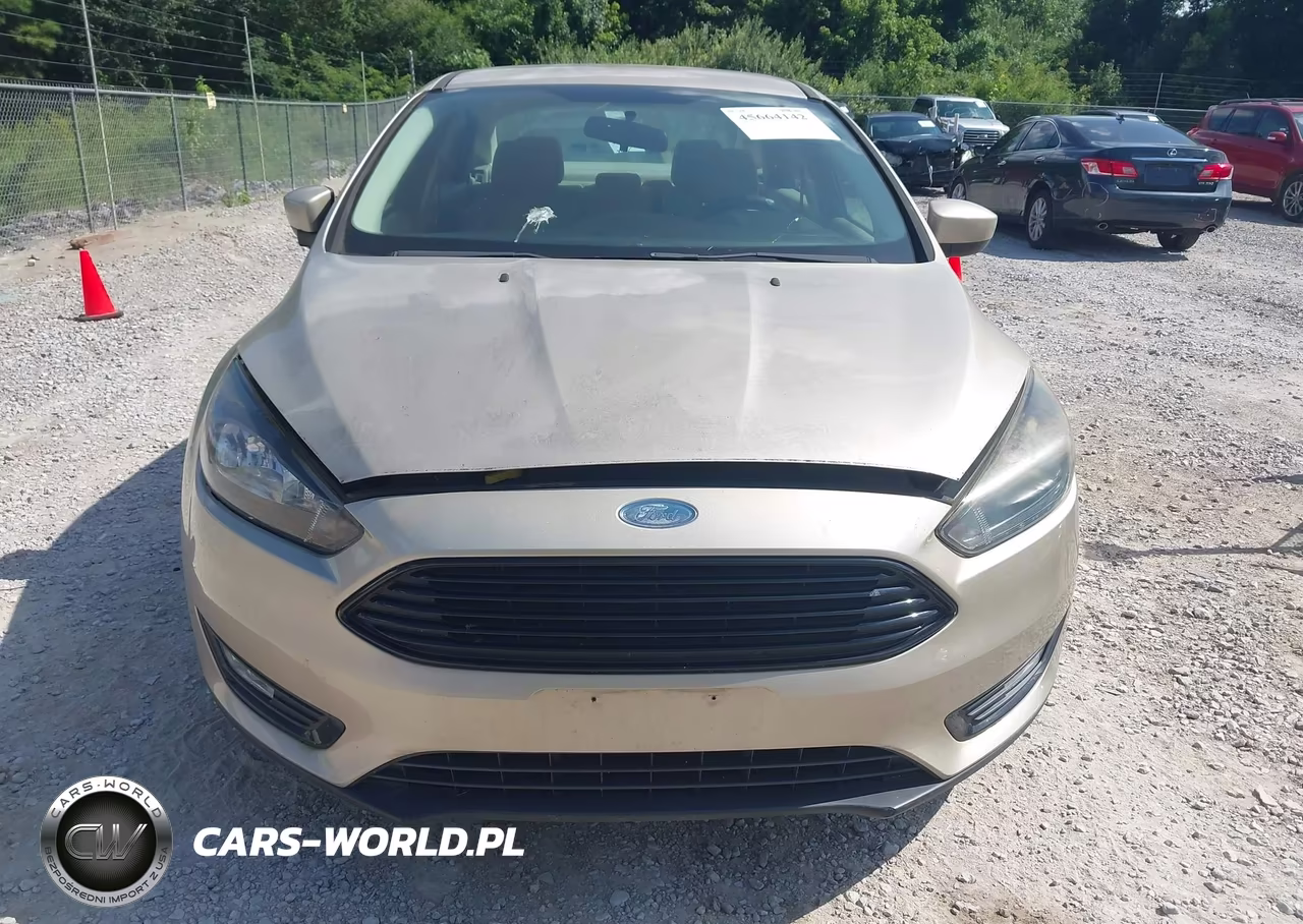 2018 Ford Focus Se VIN:1FADP3FE7JL284993 - 6