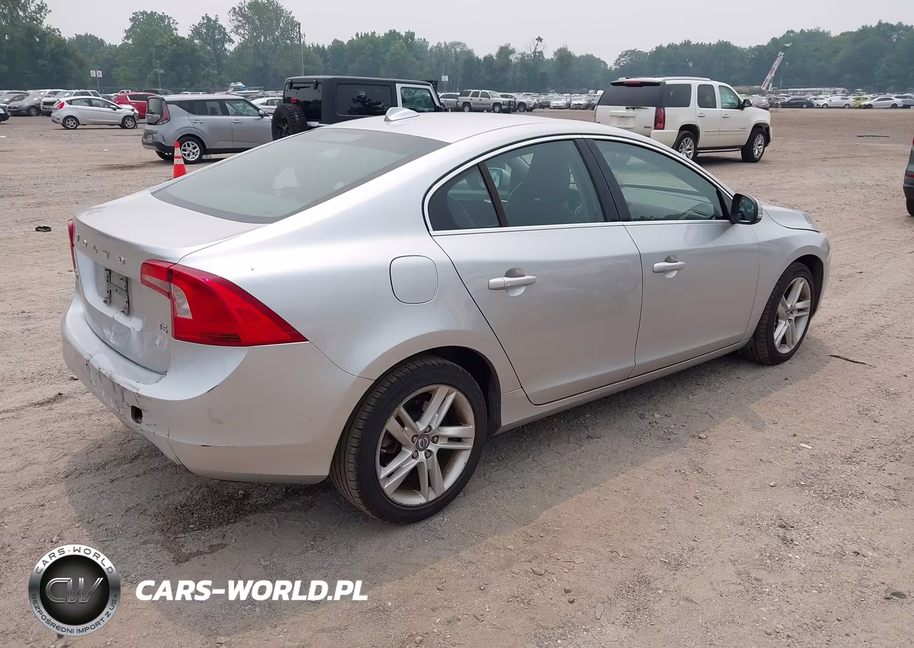 2015 Volvo S60 T5 Premier VIN:YV126MFB4F1305070 - 4