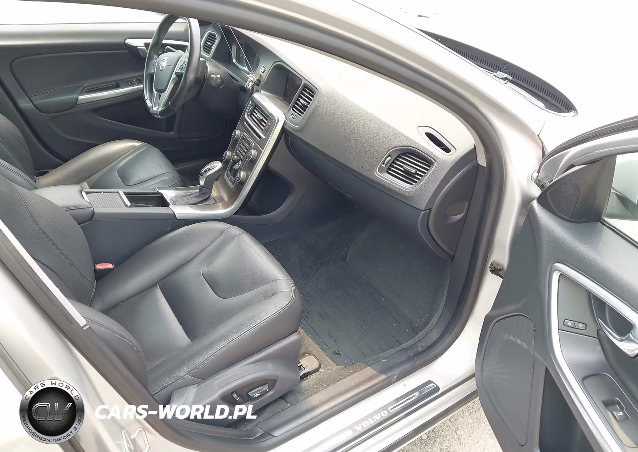 2015 Volvo S60 T5 Premier VIN:YV126MFB4F1305070 - 5