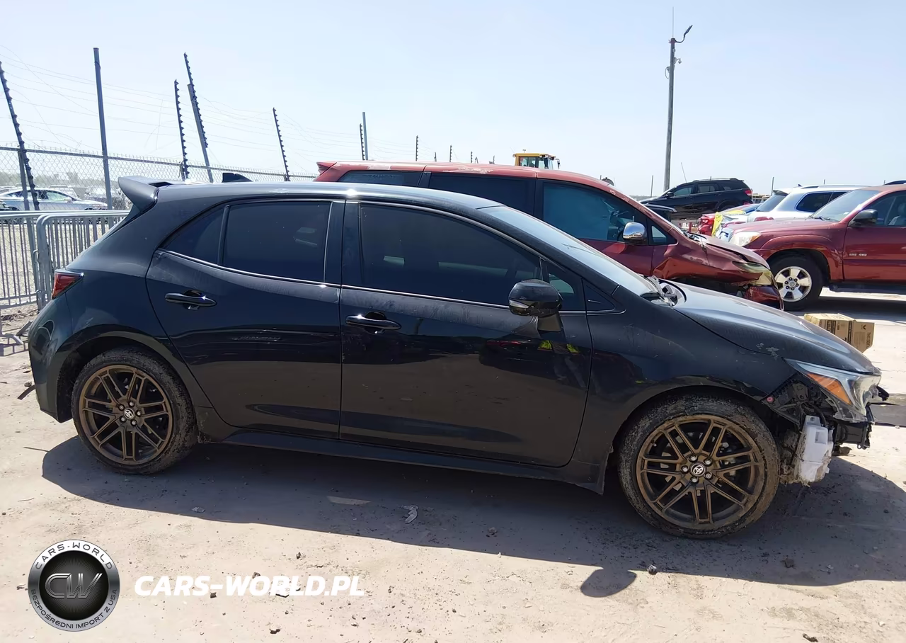 2025 Toyota Corolla Nightshade Edition VIN:JTND4MBE1S3246736 - 13