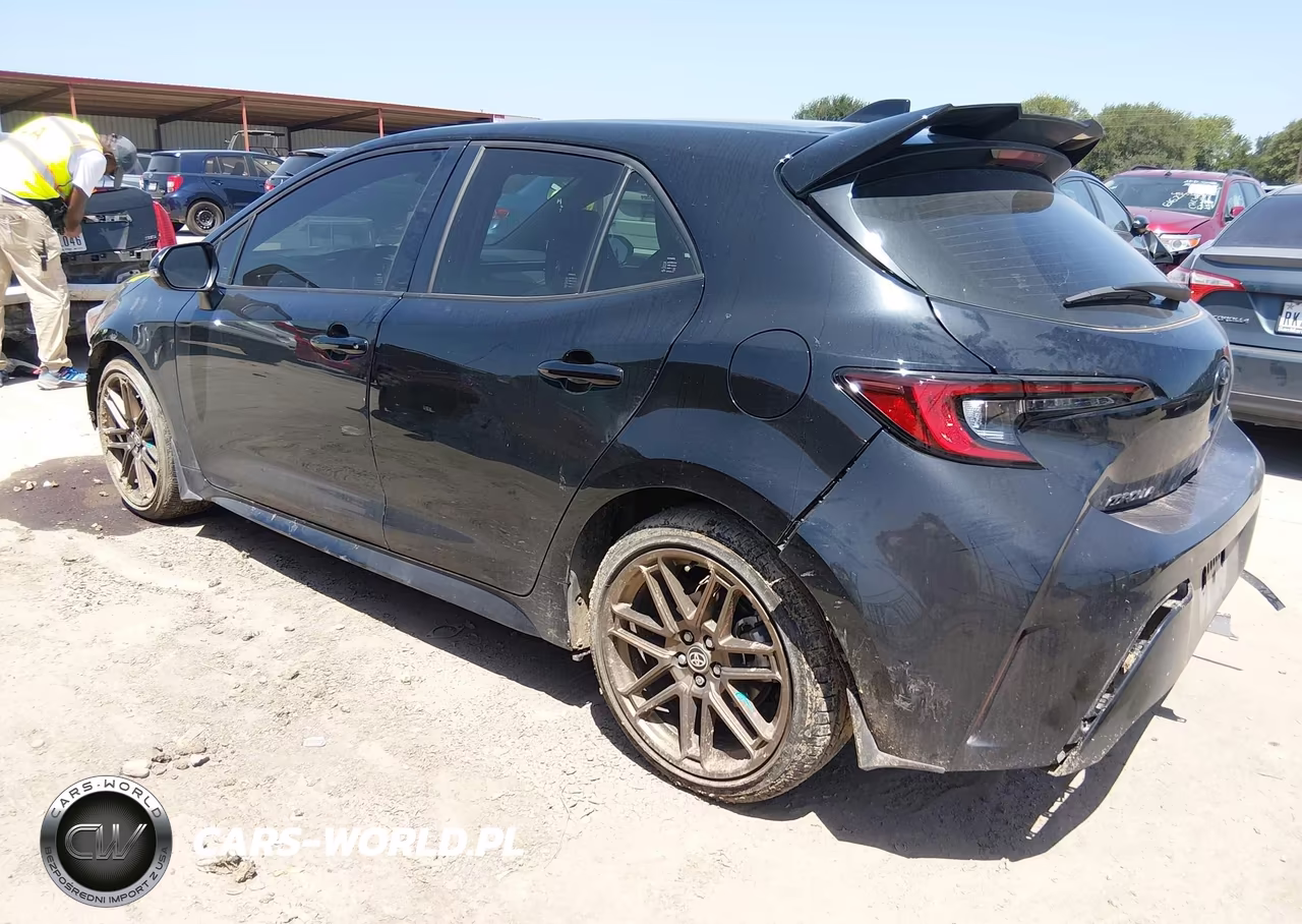 2025 Toyota Corolla Nightshade Edition VIN:JTND4MBE1S3246736 - 3