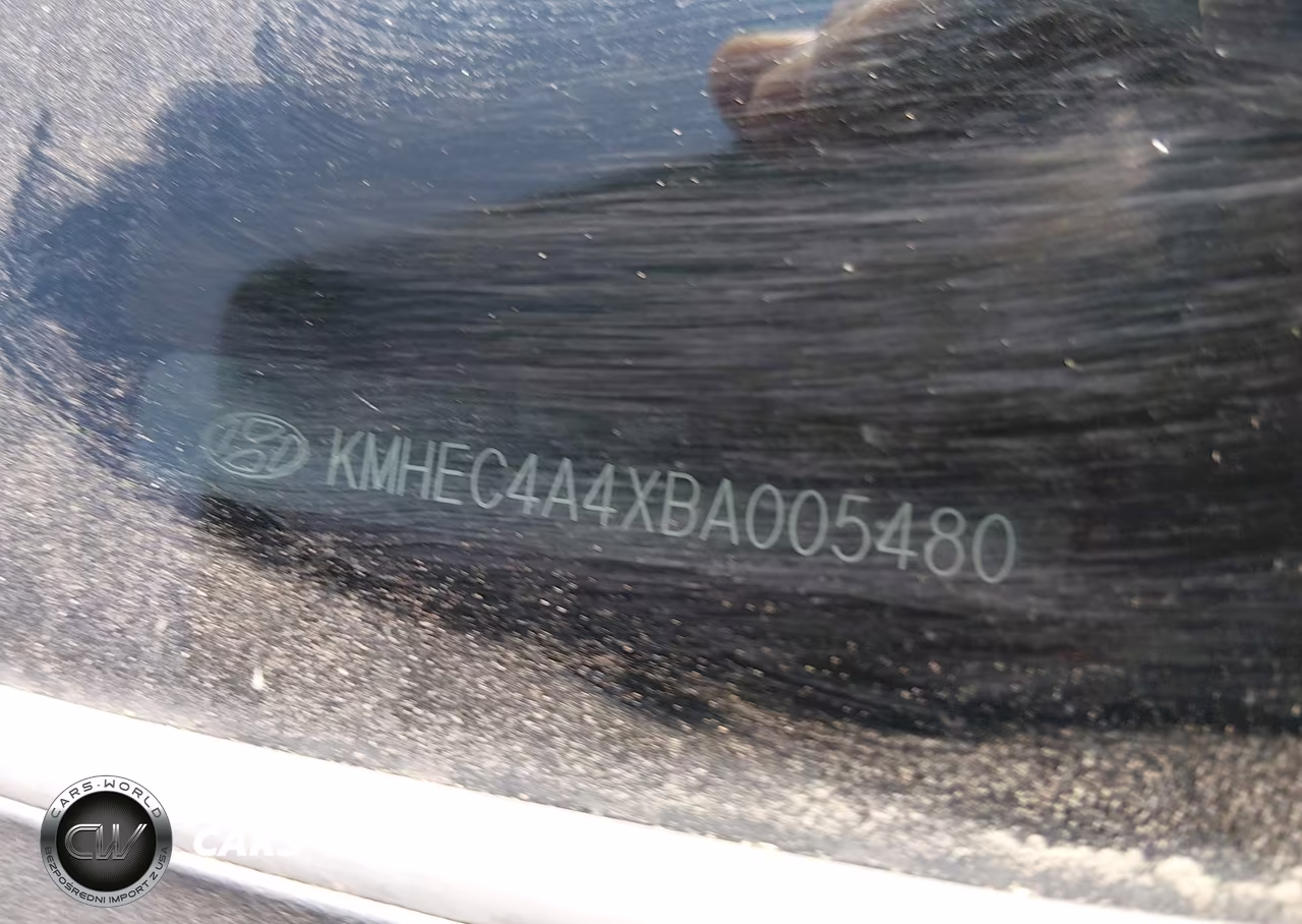 2011 Hyundai Sonata Hybrid VIN:KMHEC4A4XBA005480 - 12