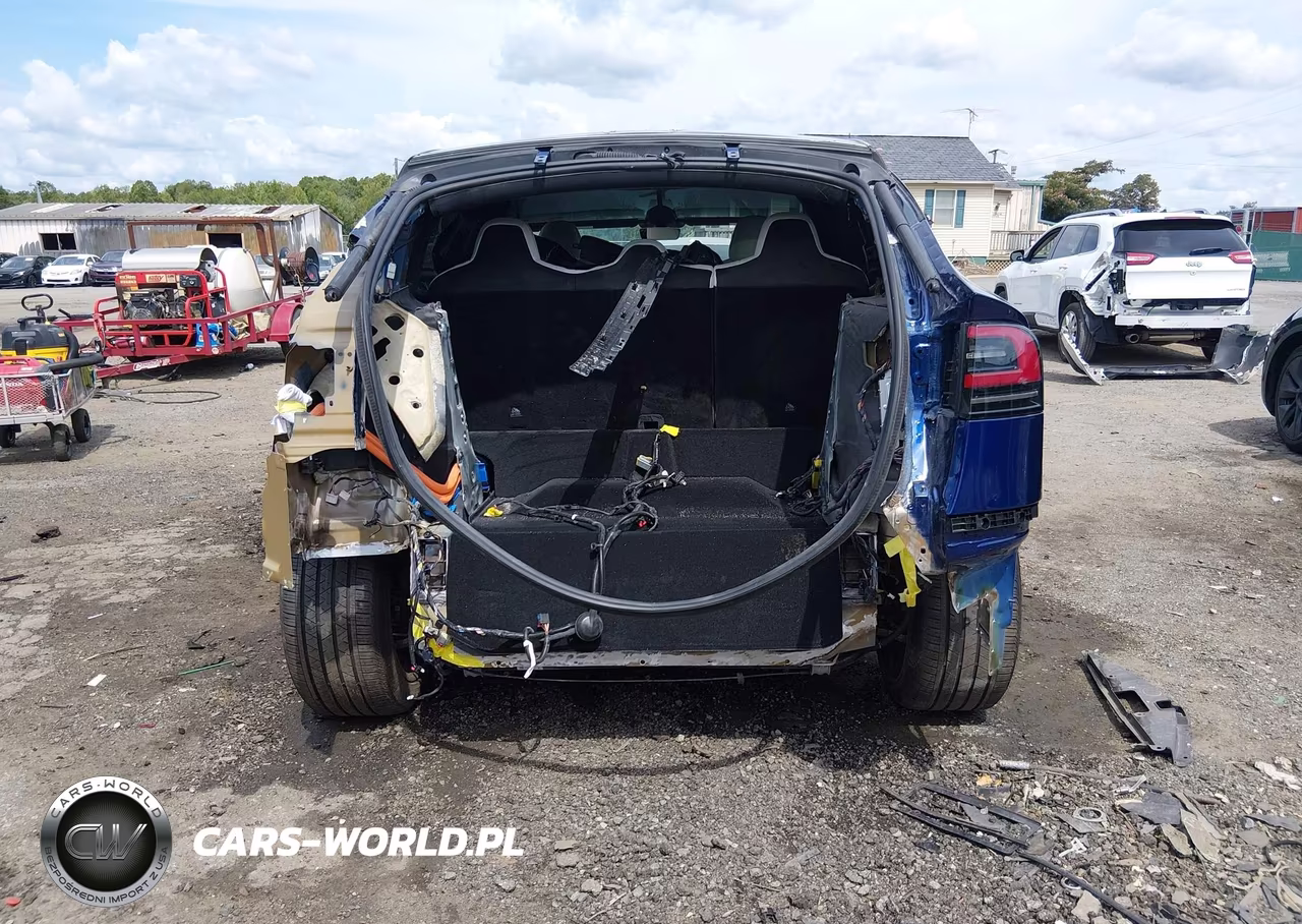 2024 Tesla Model X Long Range VIN:7SAXCDE59RF442178 - 17
