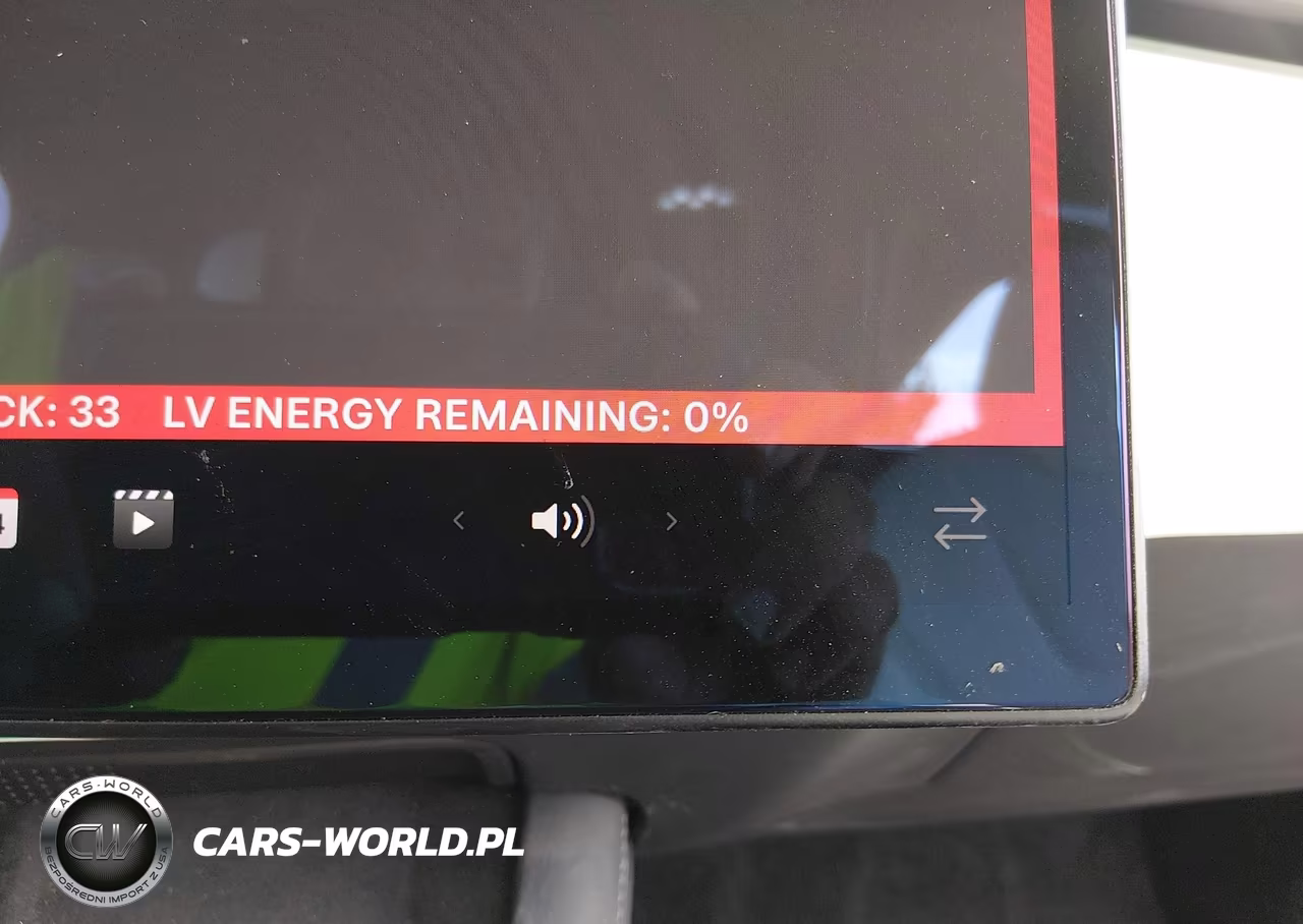 2024 Tesla Model X Long Range VIN:7SAXCDE59RF442178 - 18