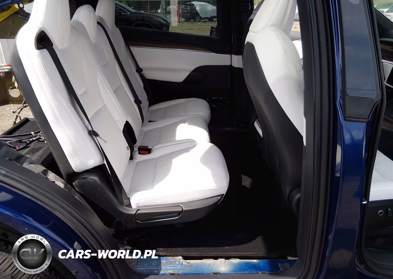 2024 Tesla Model X Long Range VIN:7SAXCDE59RF442178 - 8