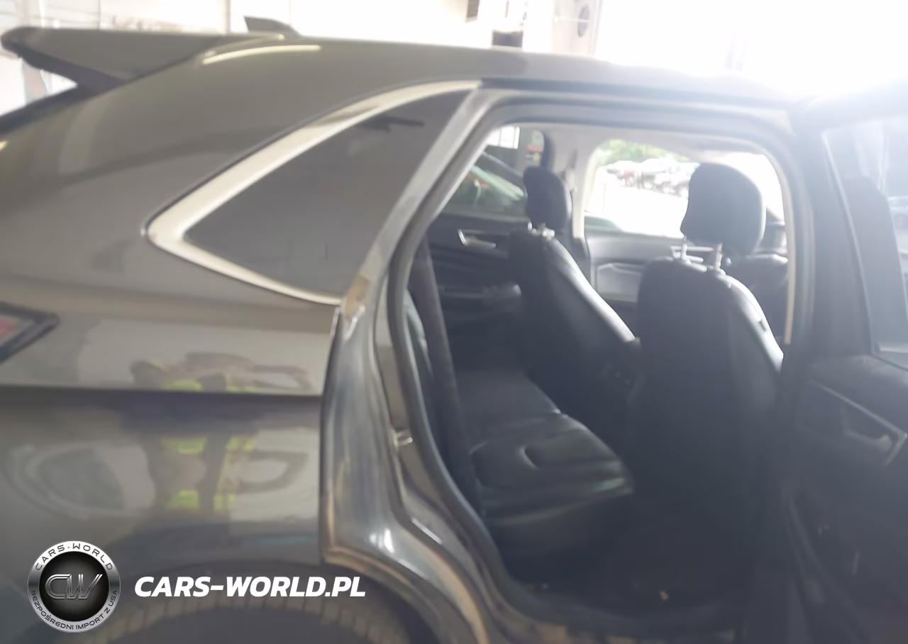 2018 Ford Edge Titanium VIN:2FMPK4K83JBB59173 - 8
