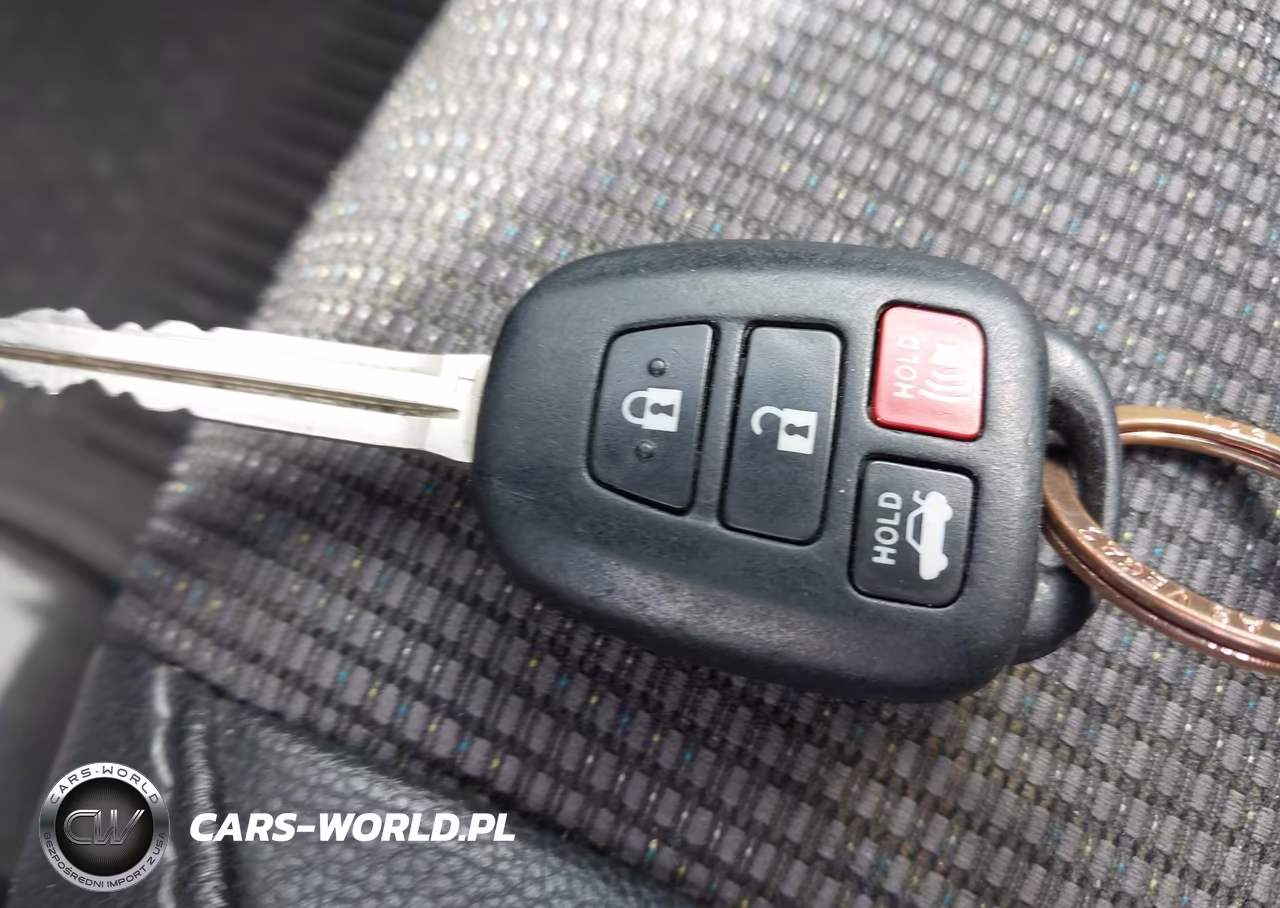 2016 Toyota Corolla S Plus VIN:2T1BURHE8GC611153 - 11