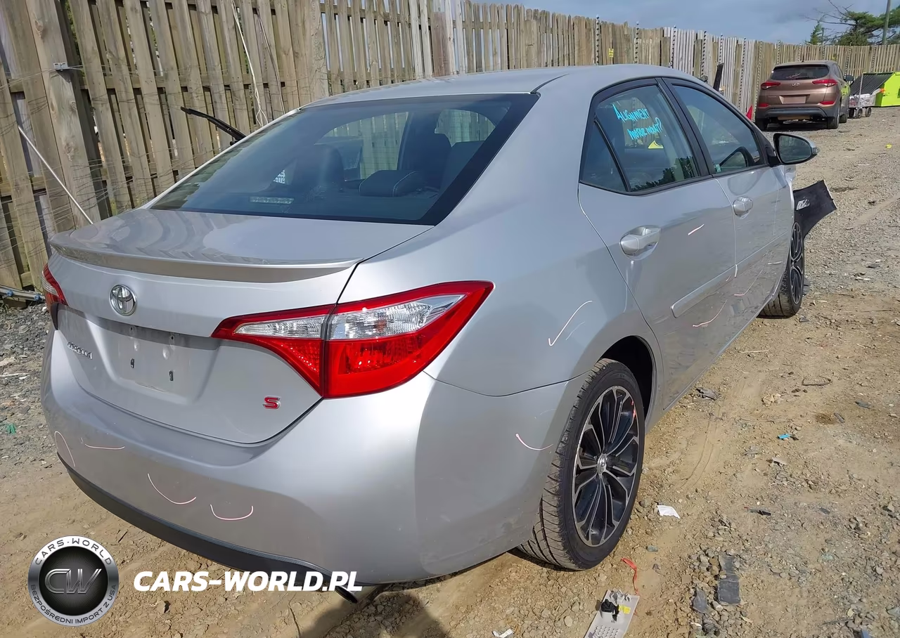 2016 Toyota Corolla S Plus VIN:2T1BURHE8GC611153 - 4