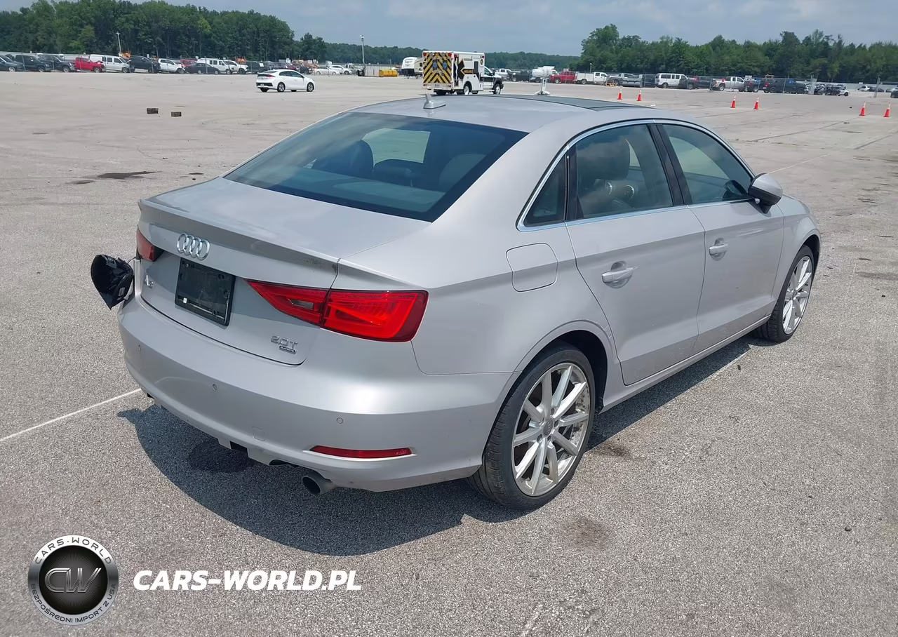 2015 Audi A3 2.0T Premium VIN:WAUEFGFF7F1069308 - 4