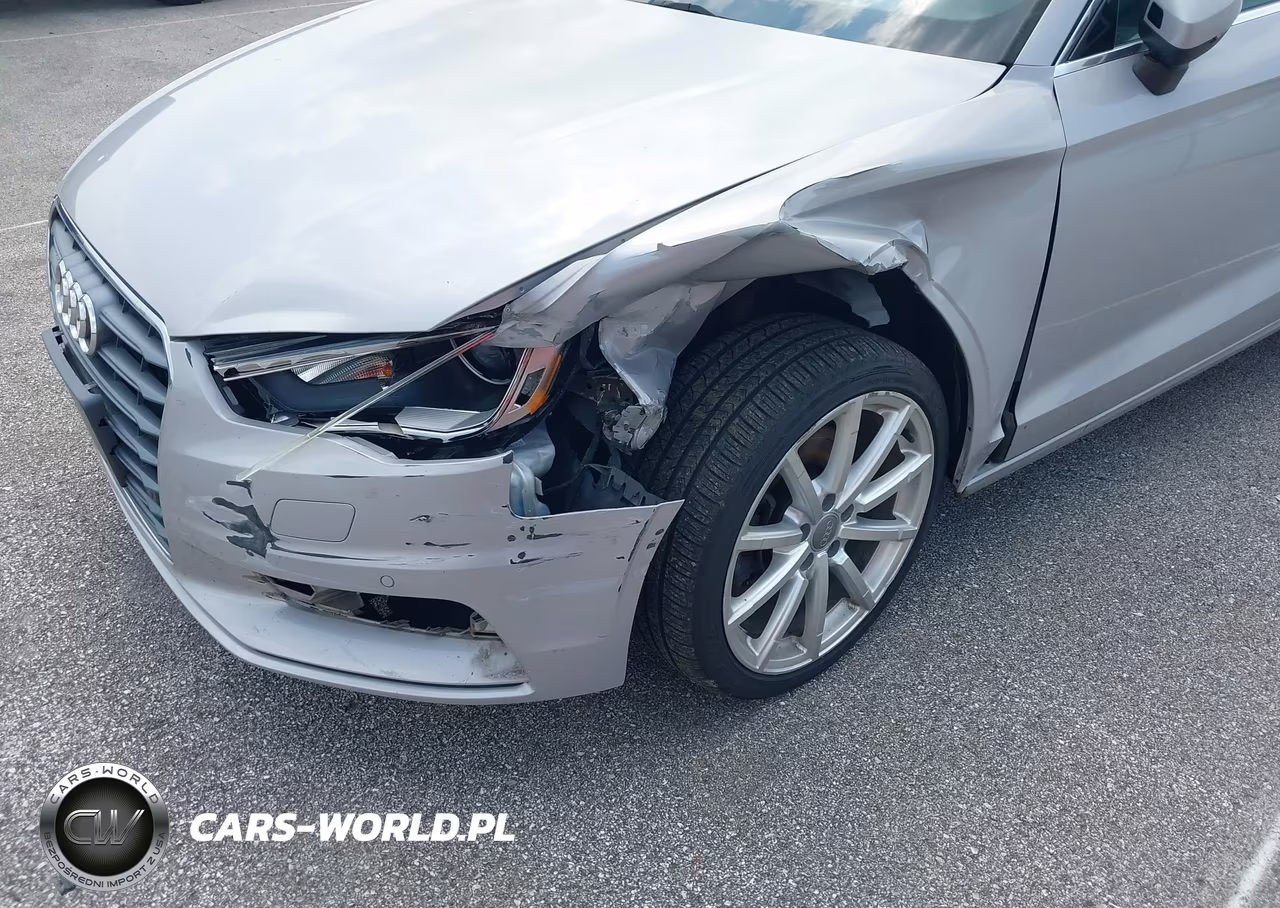 2015 Audi A3 2.0T Premium VIN:WAUEFGFF7F1069308 - 6