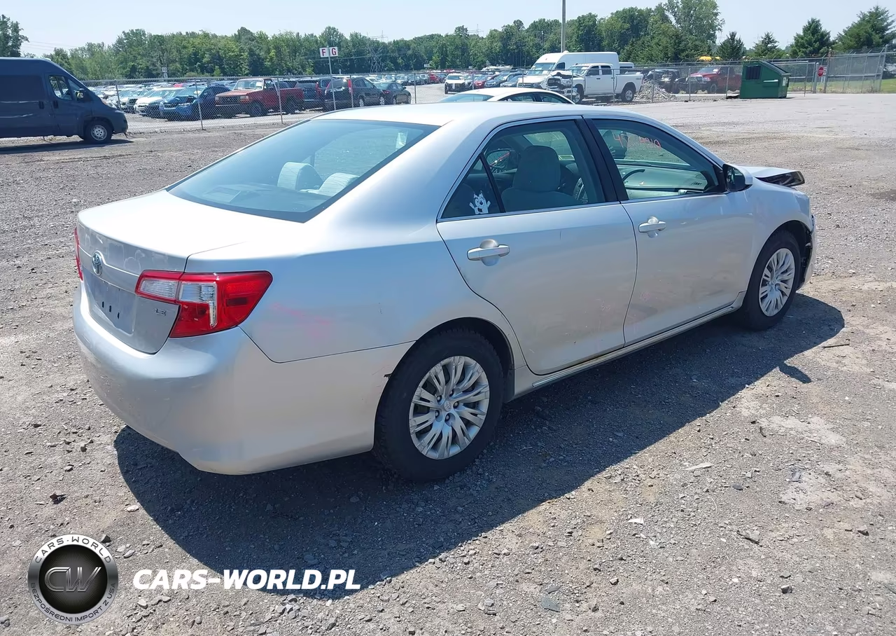 2012 Toyota Camry Le VIN:4T1BF1FK9CU515075 - 4