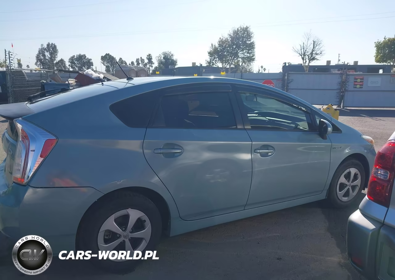 2013 Toyota Prius VIN:JTDKN3DU5D1723965 - 13