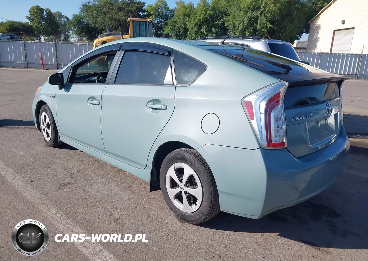 2013 Toyota Prius VIN:JTDKN3DU5D1723965 - 3