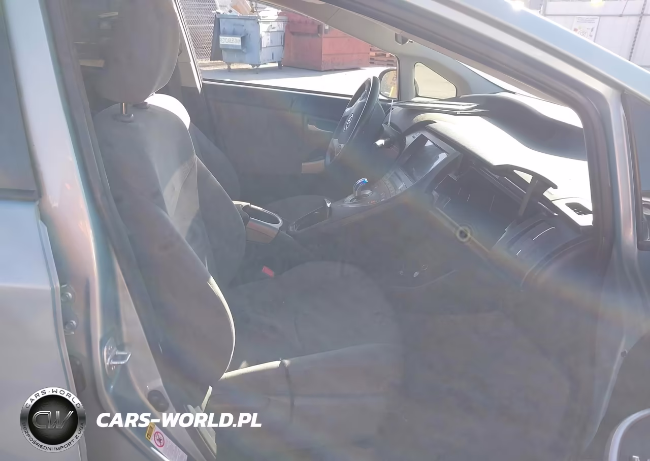 2013 Toyota Prius VIN:JTDKN3DU5D1723965 - 5
