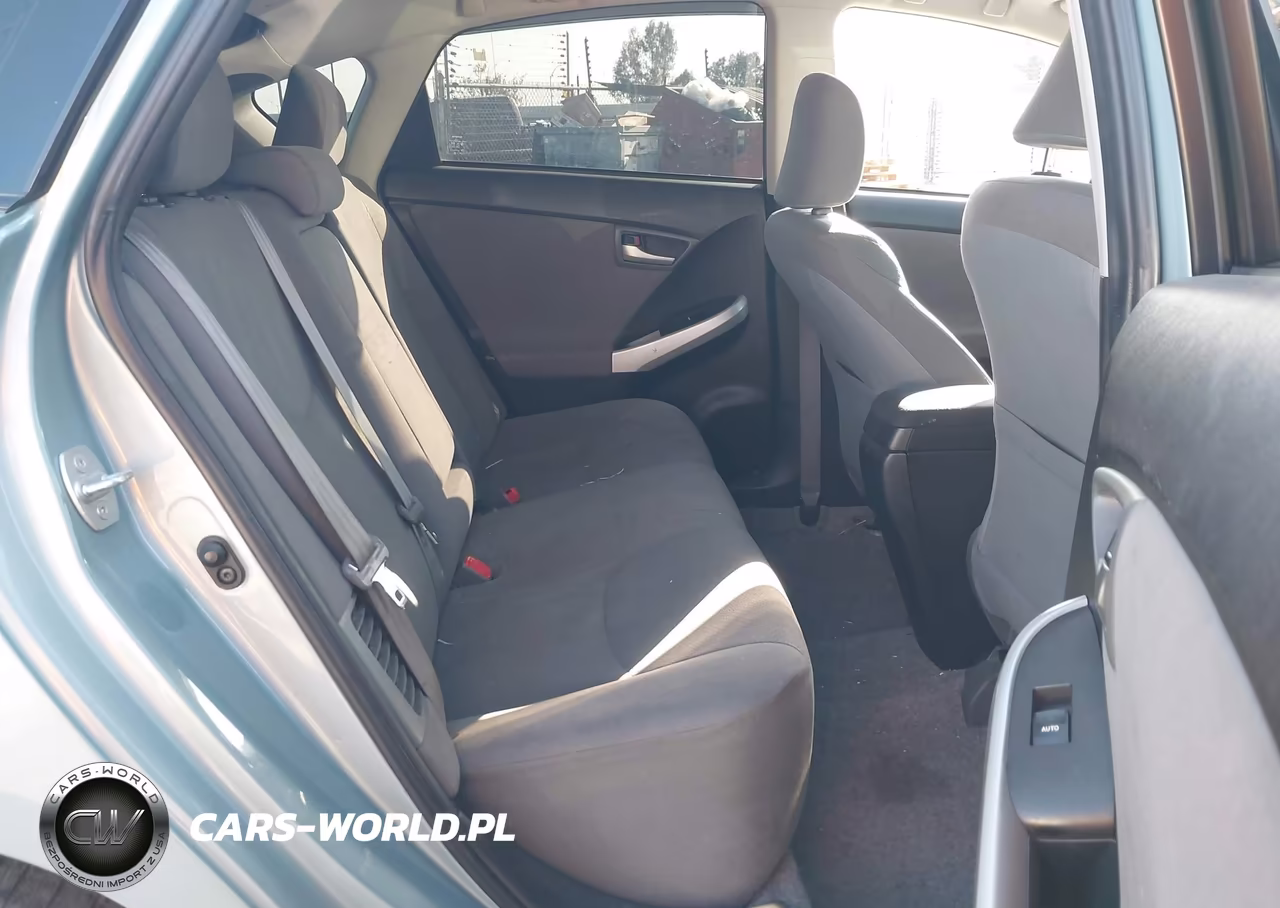 2013 Toyota Prius VIN:JTDKN3DU5D1723965 - 8