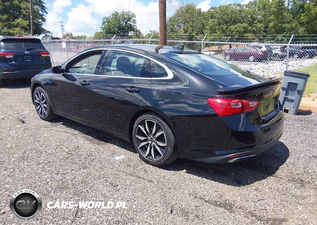2021 Chevrolet Malibu Fwd Rs VIN:1G1ZG5ST1MF017313 - 3