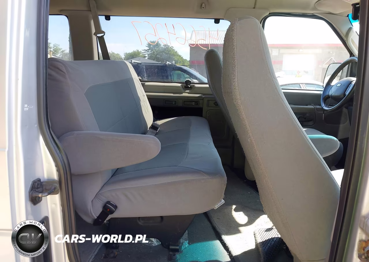 2007 Ford E-350 Super Duty Xl-Xlt VIN:1FBNE31L37DA84923 - 8