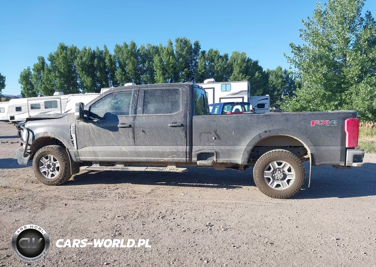 2025 Ford F-250 Xlt VIN:1FT7W2BN3SEE02103 - 15