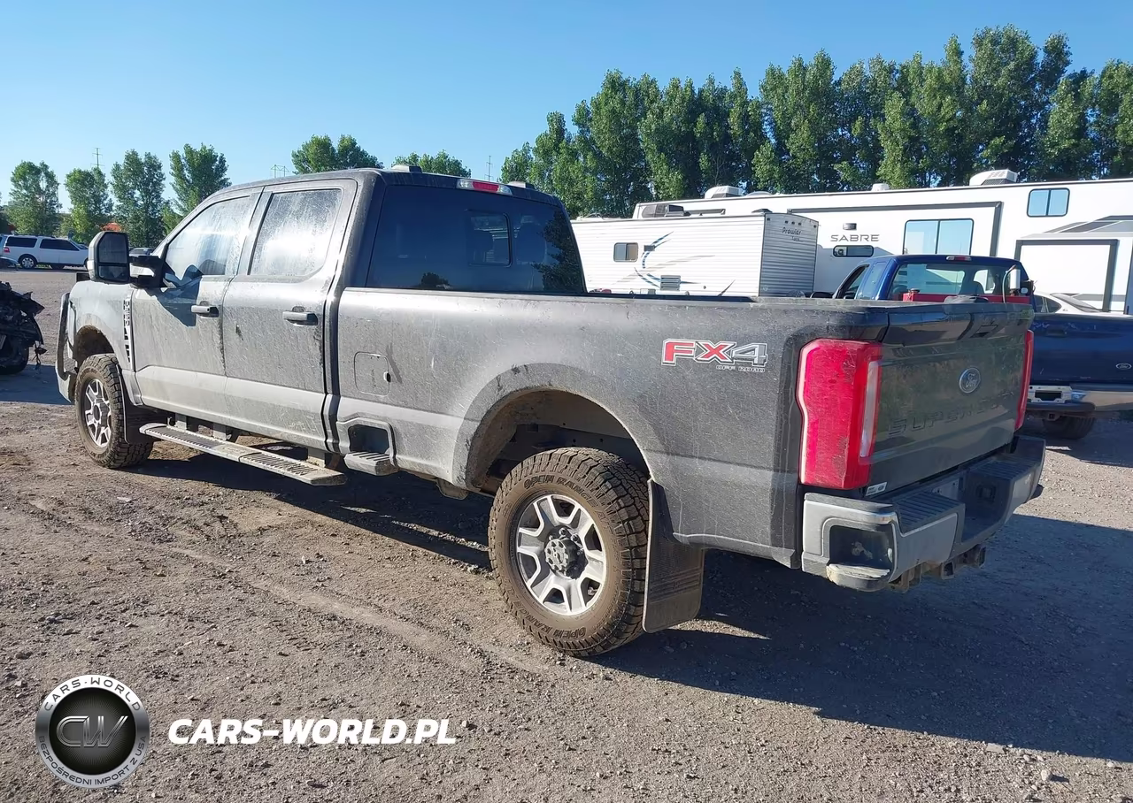 2025 Ford F-250 Xlt VIN:1FT7W2BN3SEE02103 - 3