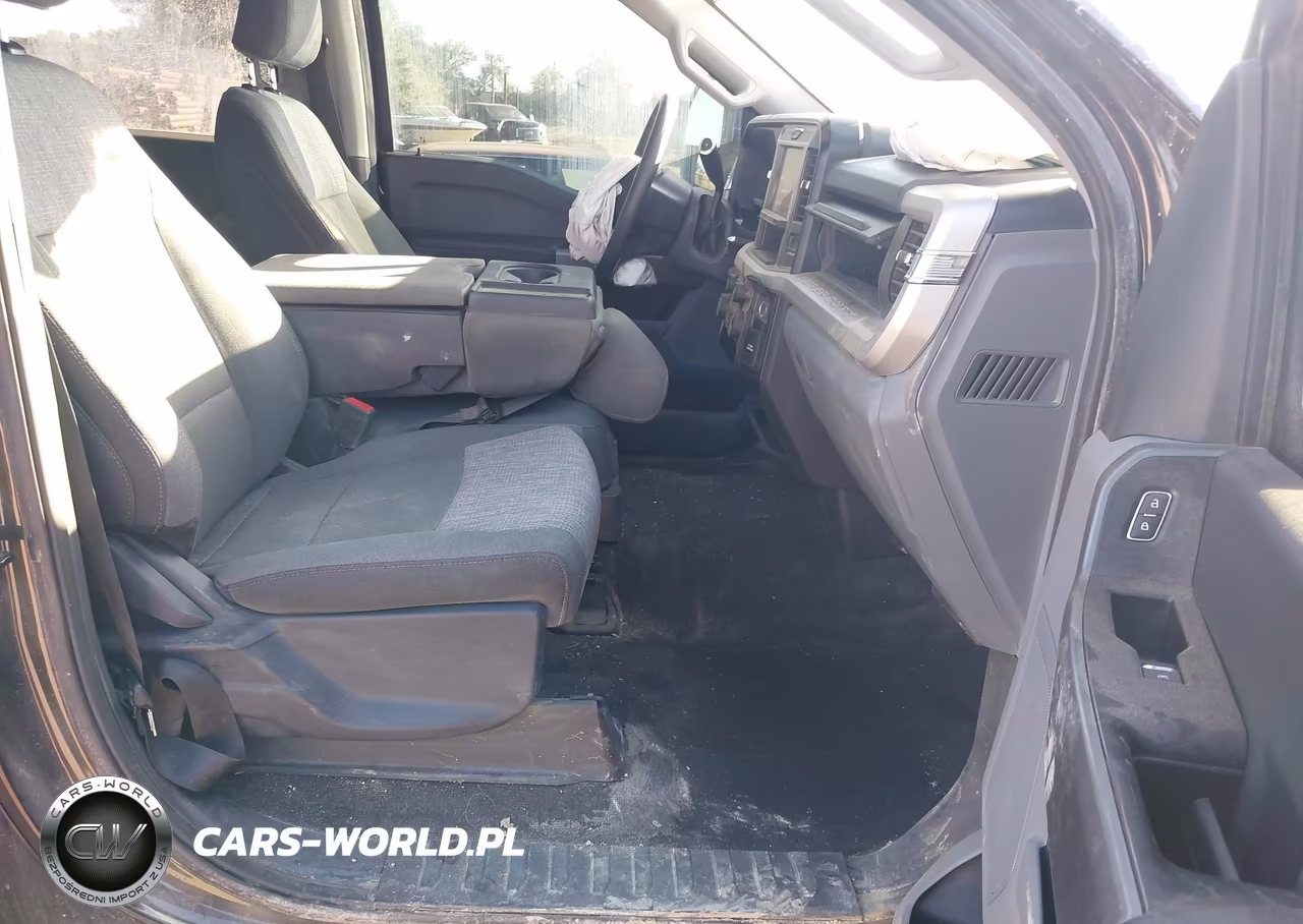 2025 Ford F-250 Xlt VIN:1FT7W2BN3SEE02103 - 5
