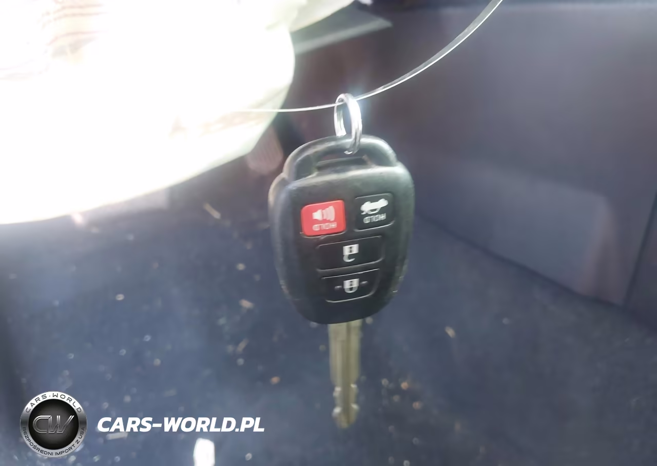 2014 Toyota Corolla S Plus VIN:2T1BURHE2EC044032 - 11