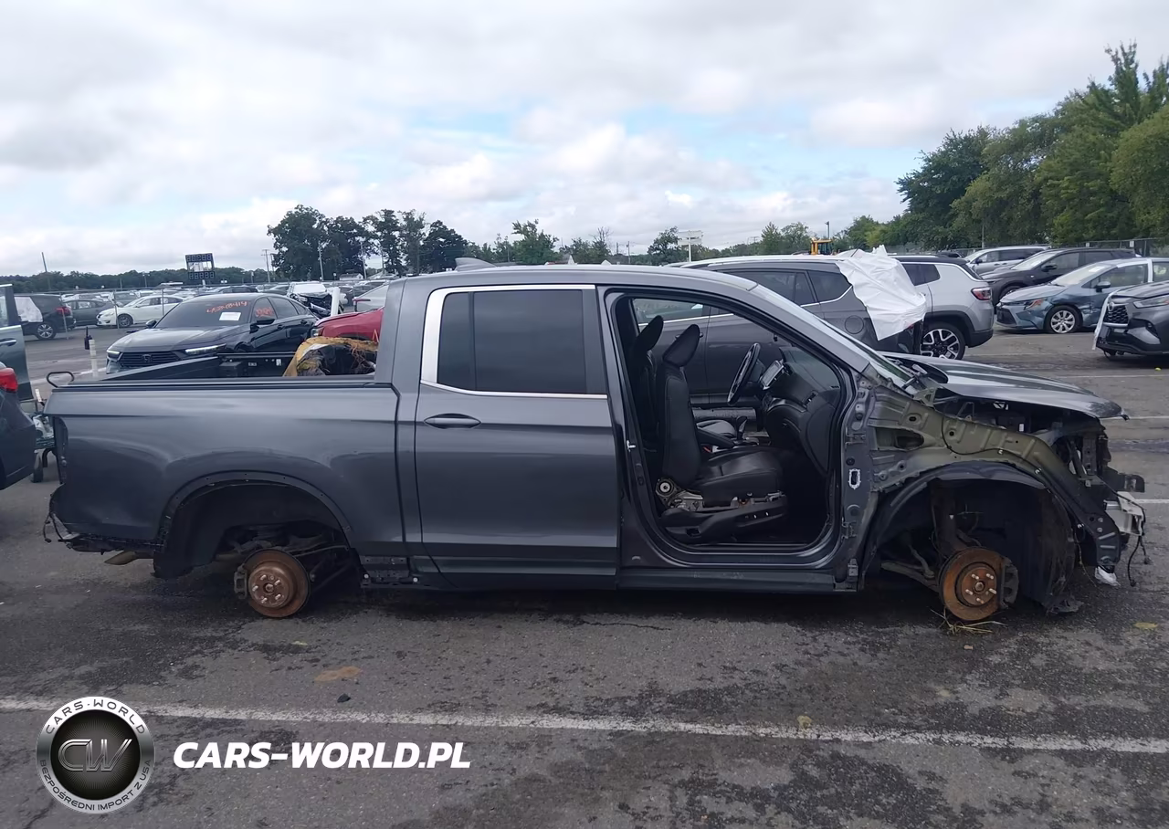 2017 Honda Ridgeline Rtl-T VIN:5FPYK3F64HB010643 - 12