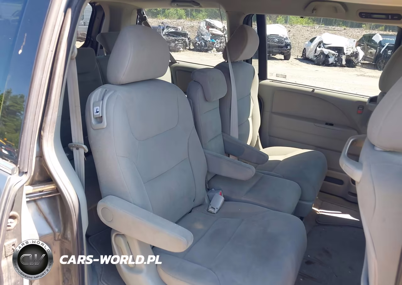 2008 Honda Odyssey Ex VIN:5FNRL384X8B047055 - 8
