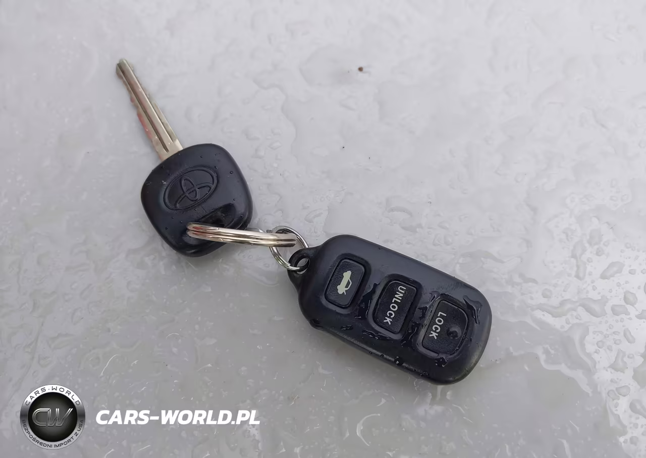 2002 Toyota Camry Xle VIN:4T1BE30K12U587247 - 11