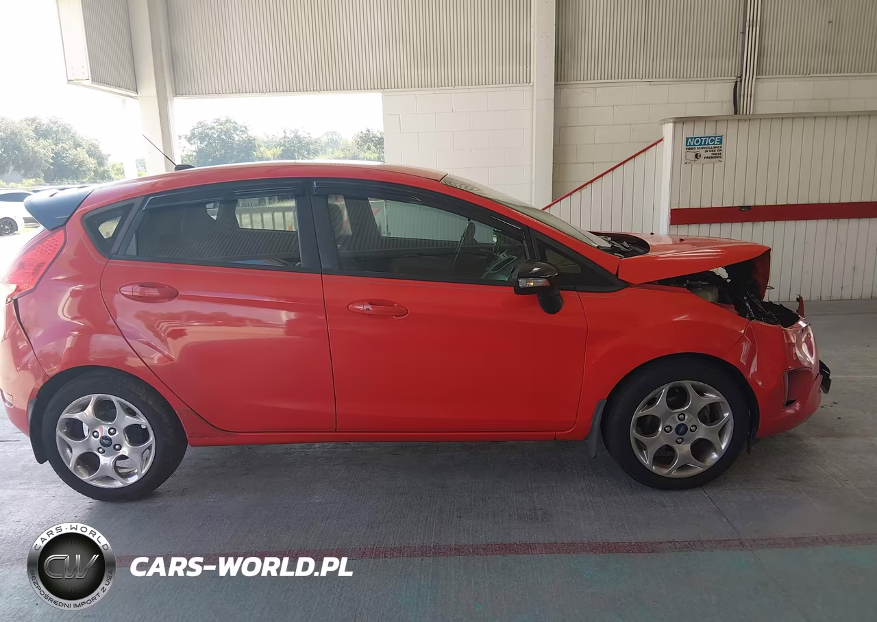 2013 Ford Fiesta Titanium VIN:3FADP4FJ3DM100073 - 13