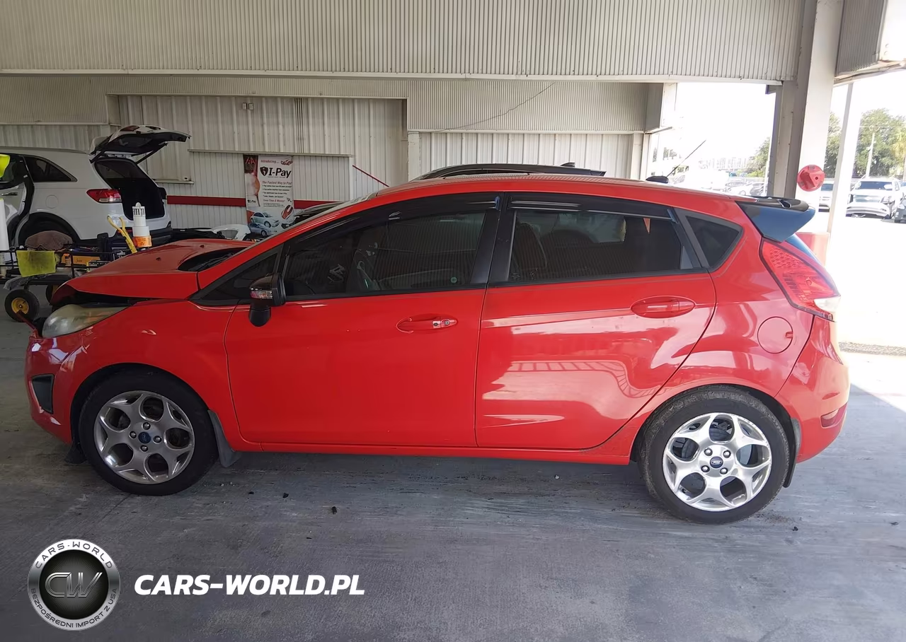 2013 Ford Fiesta Titanium VIN:3FADP4FJ3DM100073 - 14