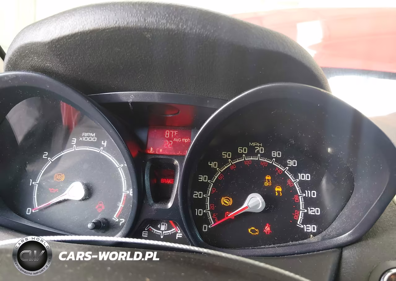 2013 Ford Fiesta Titanium VIN:3FADP4FJ3DM100073 - 7