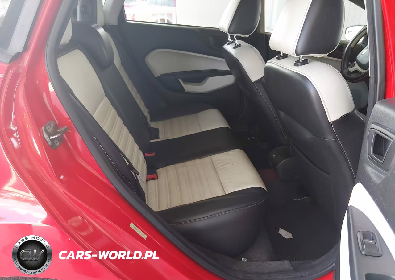 2013 Ford Fiesta Titanium VIN:3FADP4FJ3DM100073 - 8