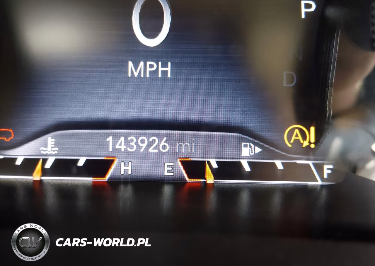 2019 Jeep Cherokee Trailhawk 4X4 VIN:1C4PJMBX3KD198520 - 16