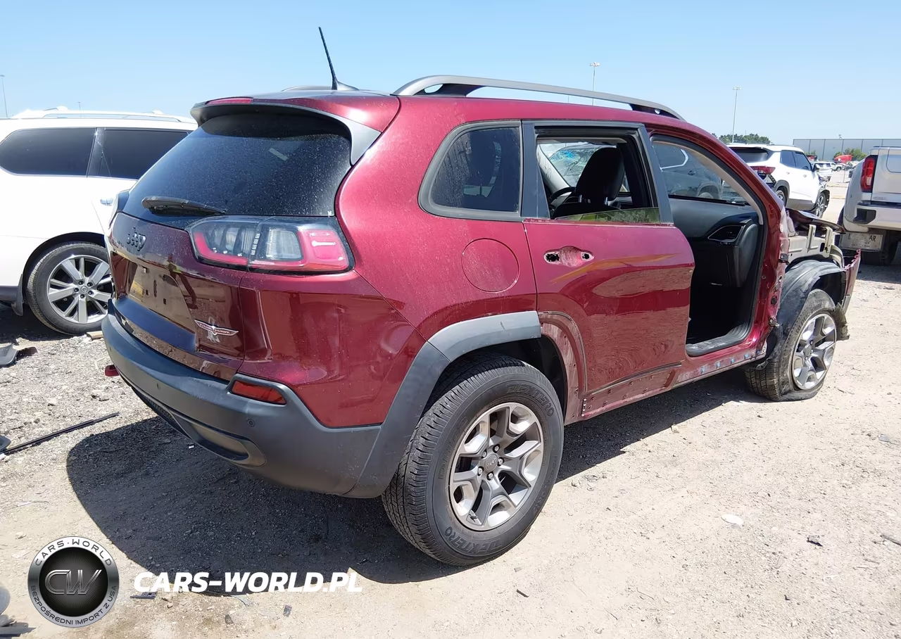 2019 Jeep Cherokee Trailhawk 4X4 VIN:1C4PJMBX3KD198520 - 4