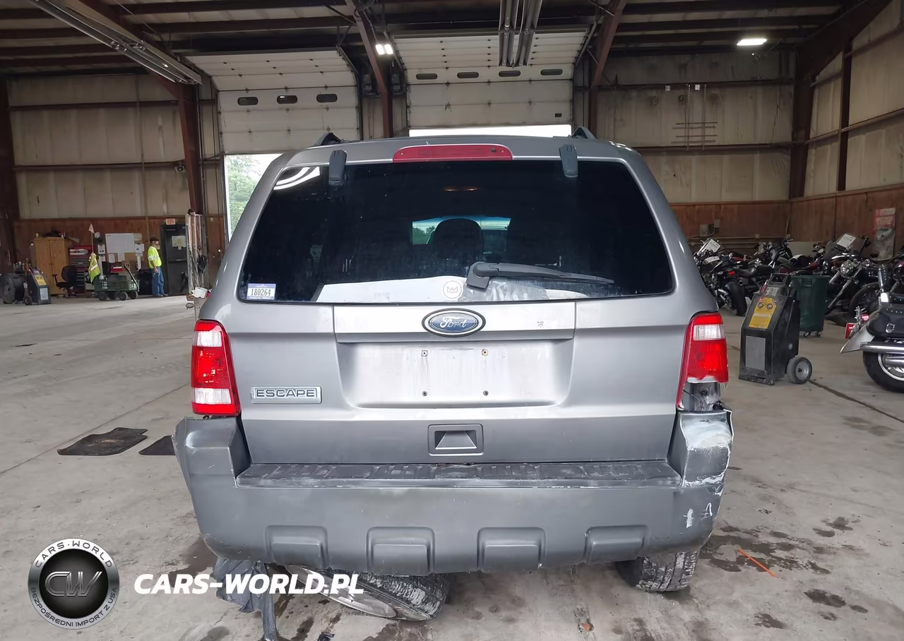 2010 Ford Escape Xls VIN:1FMCU0C72AKB18711 - 16