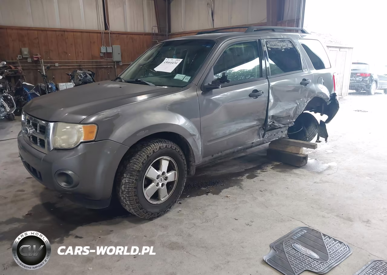 2010 Ford Escape Xls VIN:1FMCU0C72AKB18711 - 2