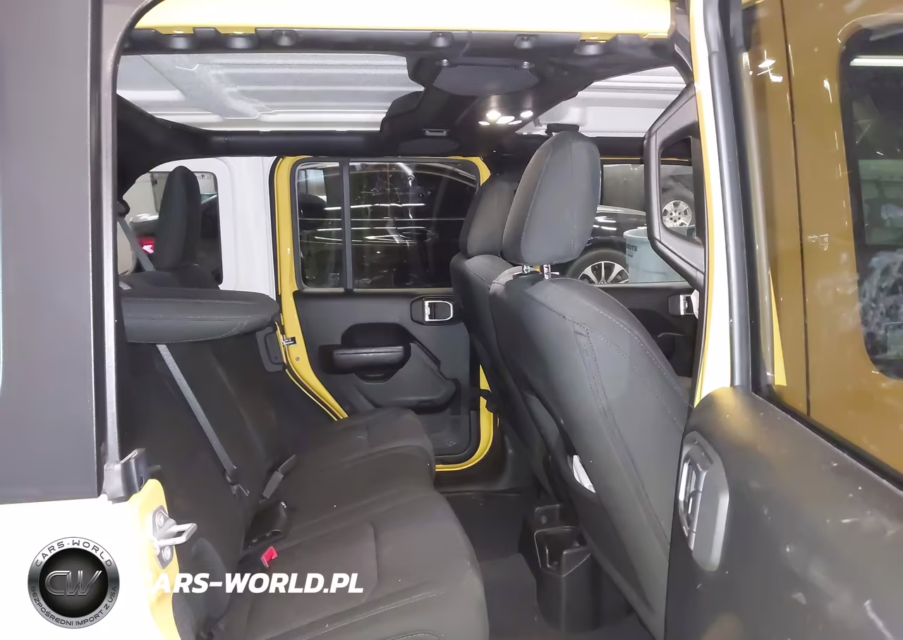2019 Jeep Wrangler Unlimited Sport S 4X4 VIN:1C4HJXDG0KW537323 - 8