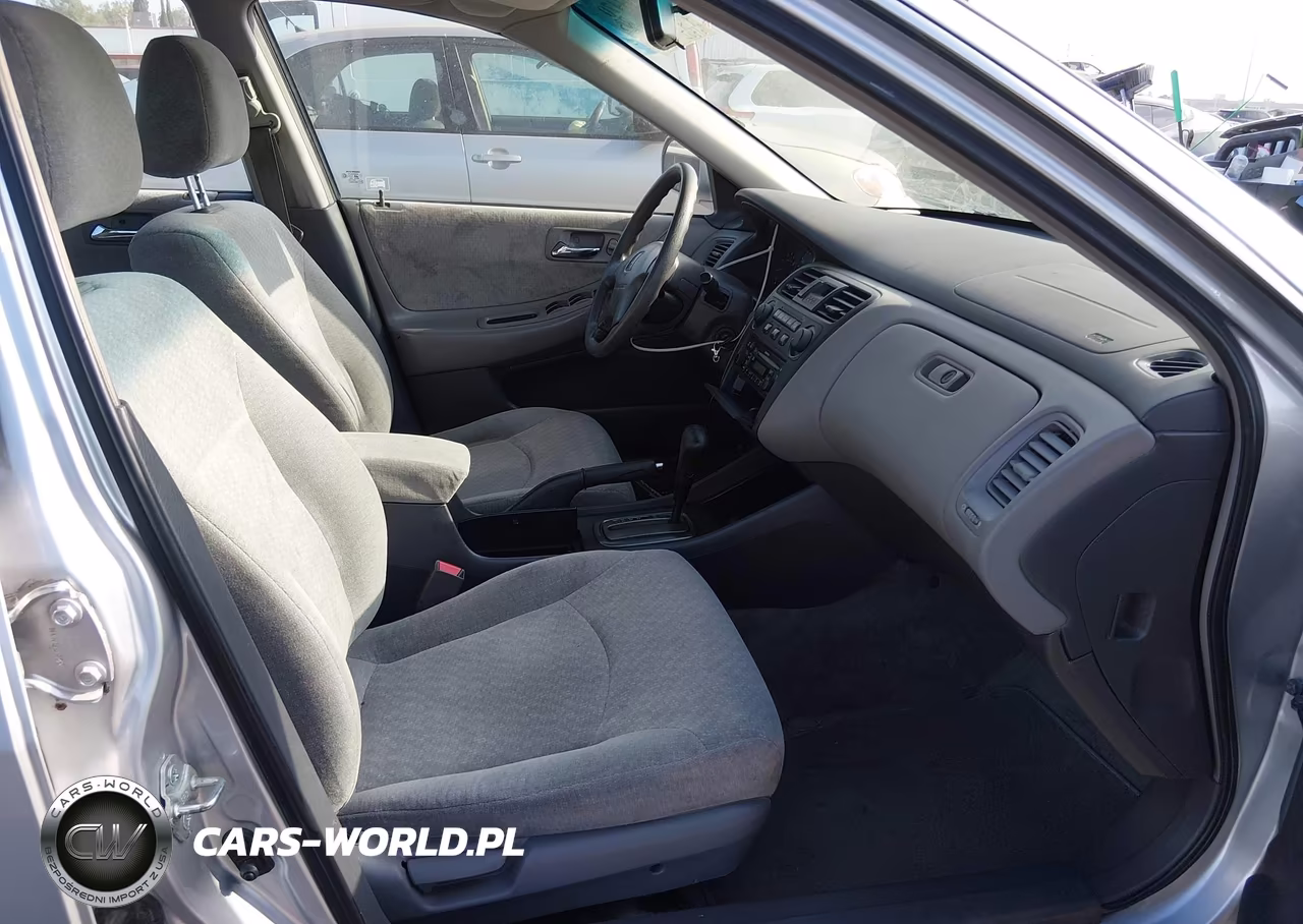 2002 Honda Accord 2.3 Lx VIN:3HGCG66502G703001 - 5