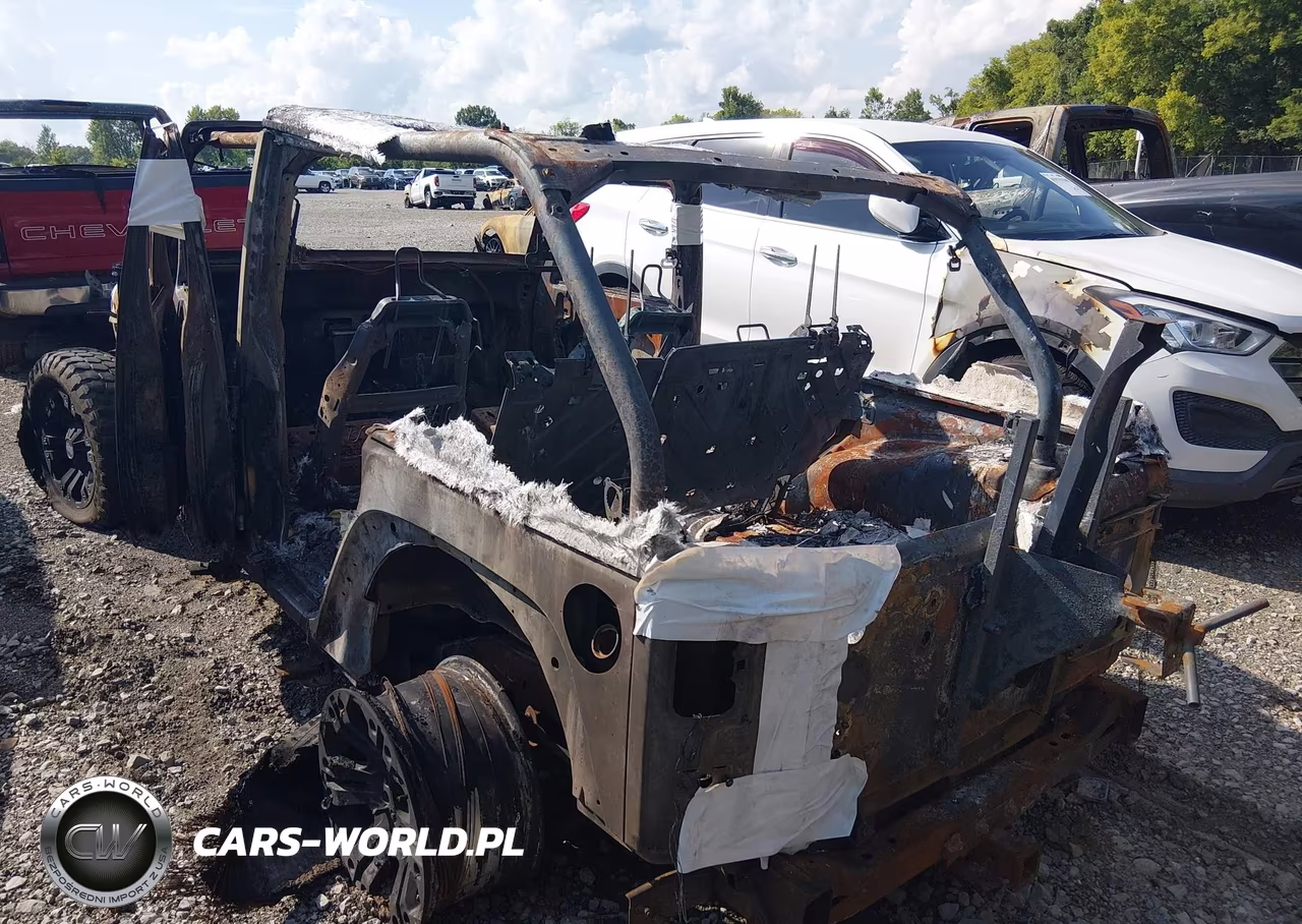 2015 Jeep Wrangler Unlimited Sport VIN:1C4BJWDG6FL591314 - 3