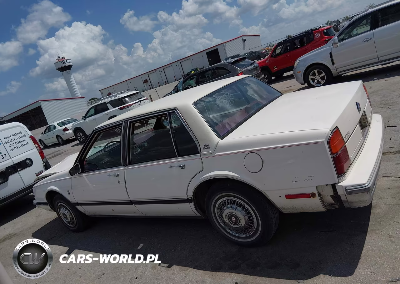 1988 Oldsmobile Delta 88 Royale Brougham VIN:1G3HY53CXJW405490 - 14