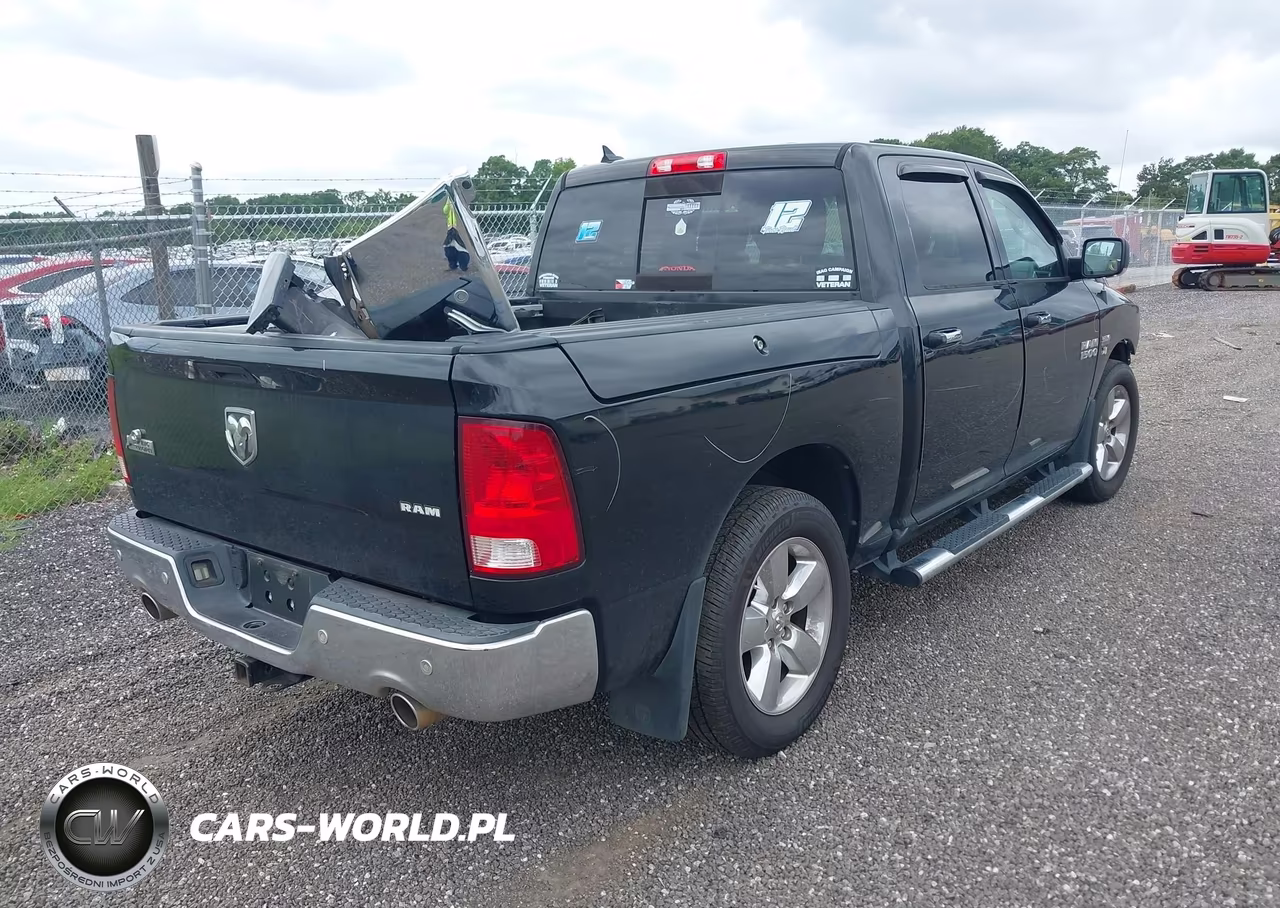 2016 Ram 1500 Big Horn VIN:1C6RR6LT8GS361326 - 4