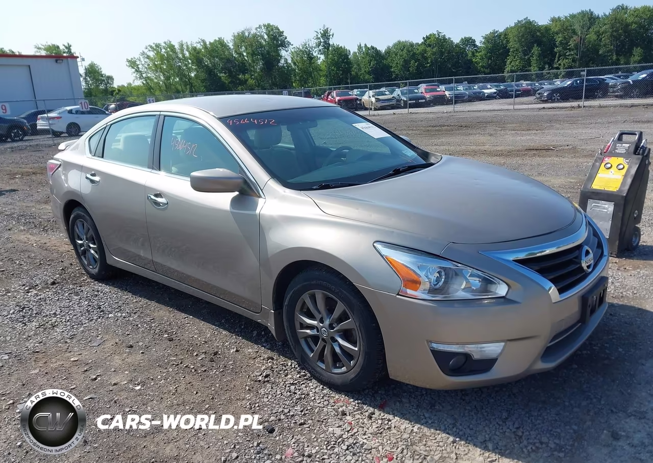 2015 Nissan Altima 2.5 S VIN:1N4AL3AP1FN909312 - 1