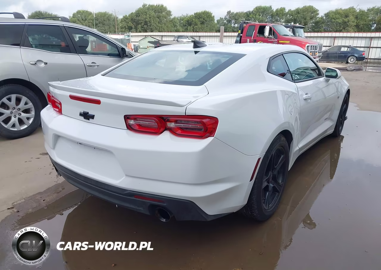 2020 Chevrolet Camaro Ls VIN:1G1FB1RS1L0107859 - 4