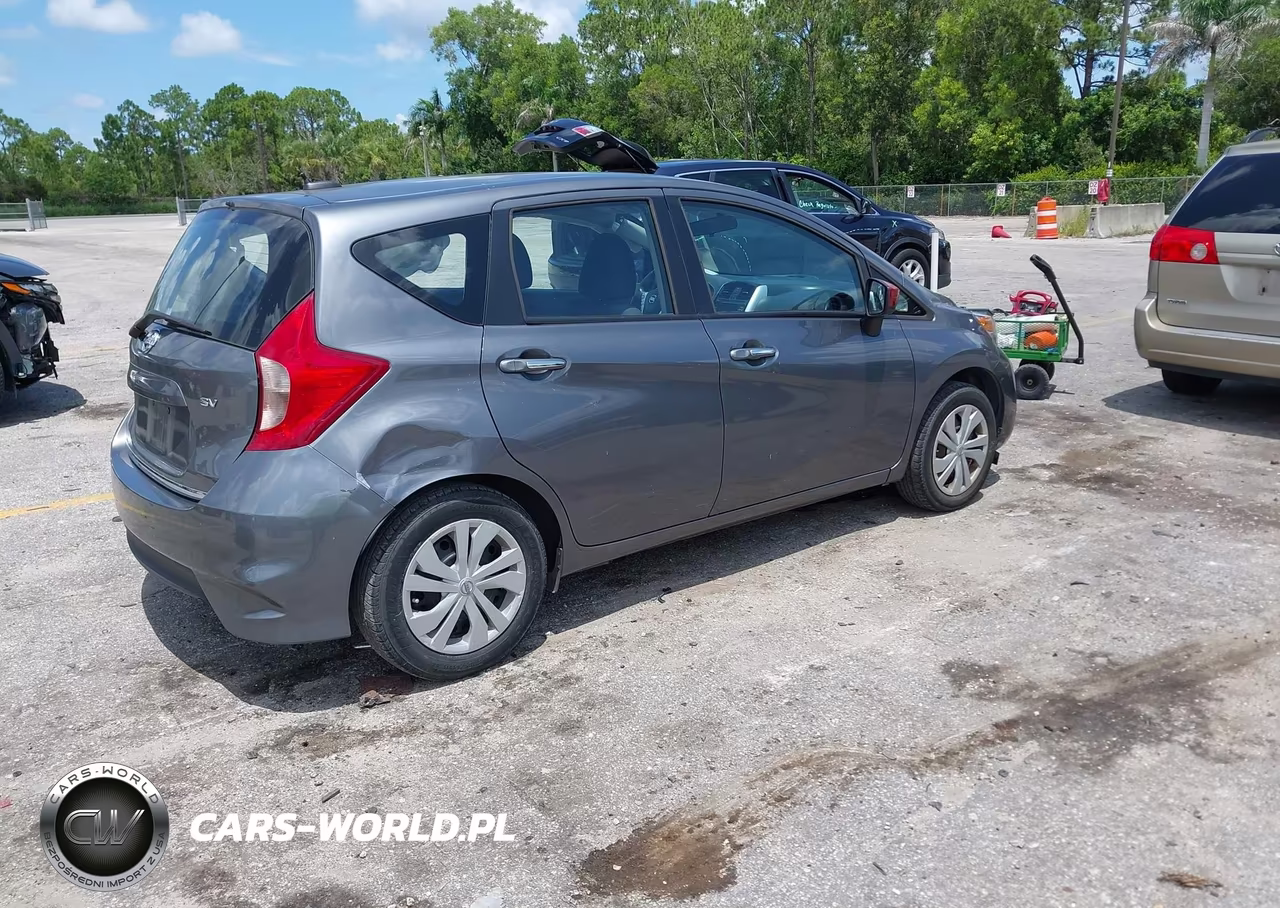 2017 Nissan Versa Note Sv VIN:3N1CE2CP9HL368407 - 4