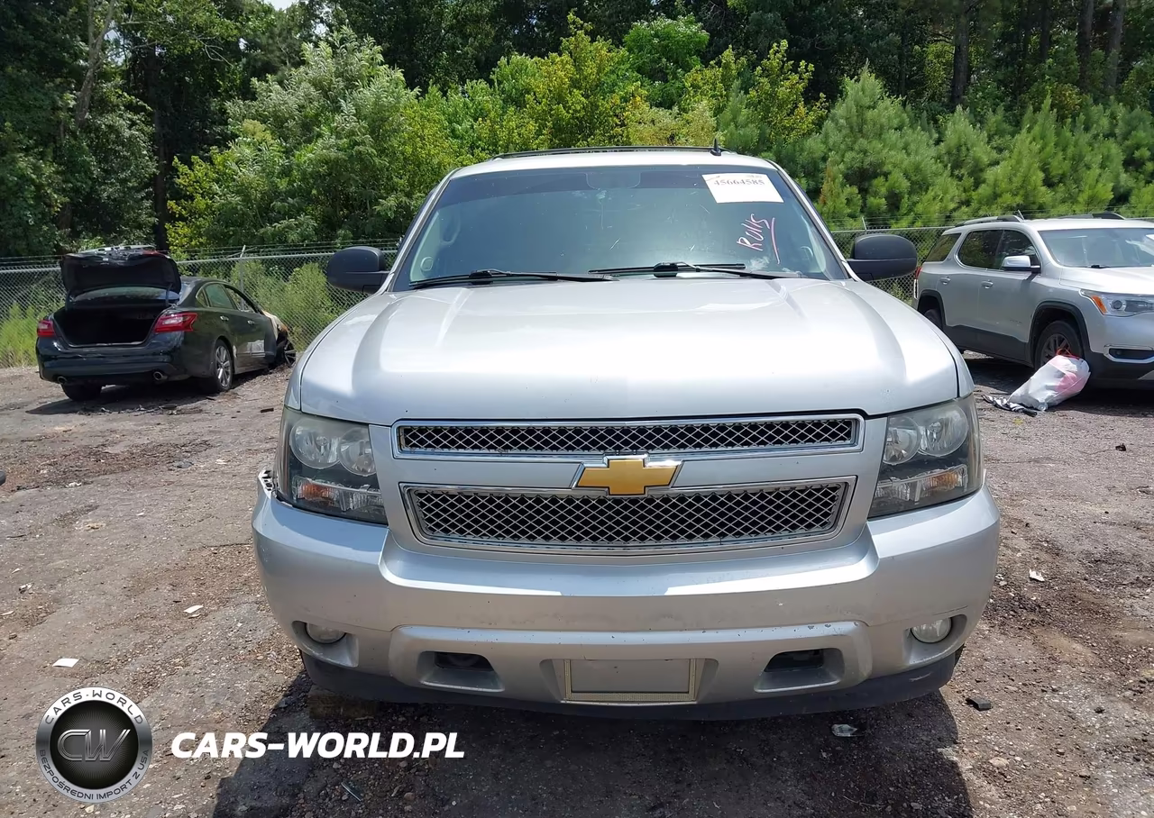 2014 Chevrolet Suburban Lt VIN:1GNSKJE74ER197103 - 12
