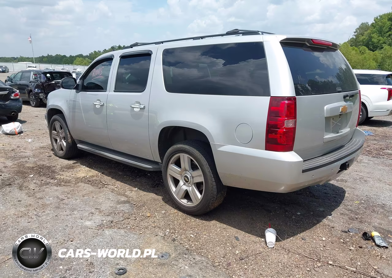 2014 Chevrolet Suburban Lt VIN:1GNSKJE74ER197103 - 3