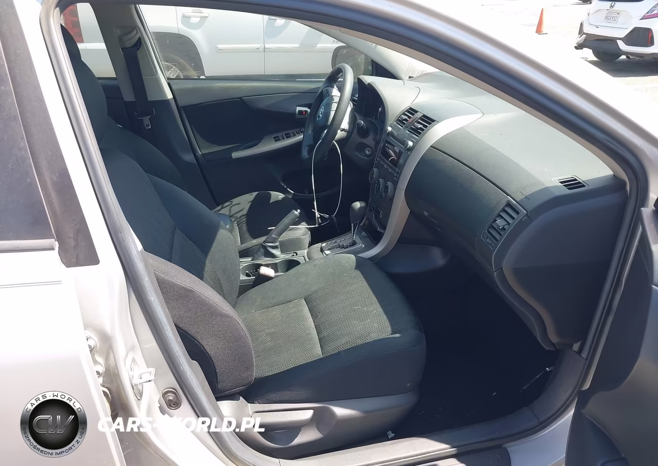 2011 Toyota Corolla S VIN:2T1BU4EEXBC638340 - 5