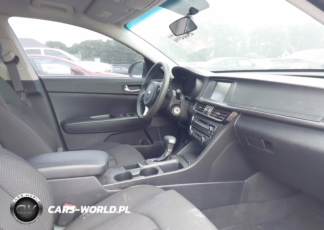 2018 Kia Optima Lx VIN:KNAGT4L30J5219528 - 5