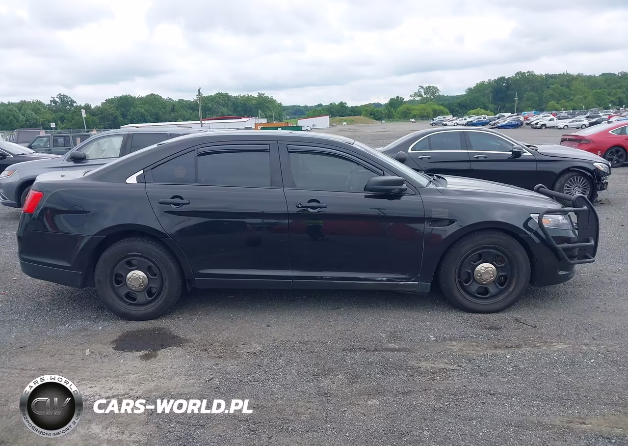 2015 Ford Police Interceptor VIN:1FAHP2MK0FG102457 - 13
