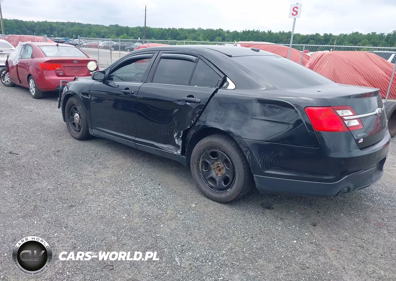 2015 Ford Police Interceptor VIN:1FAHP2MK0FG102457 - 3